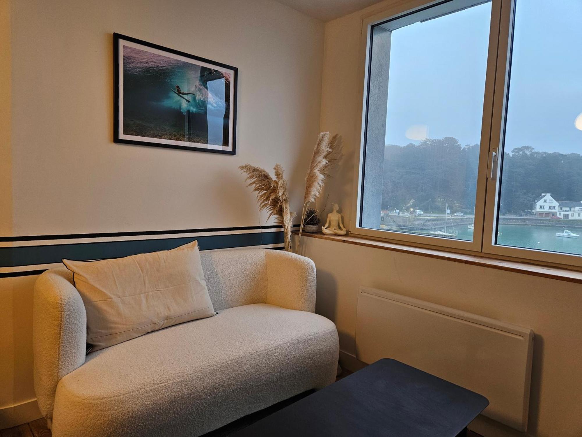 Anatoline Audierne Appart'Hotel Vue Mer - Sea & Harbor Stay Exterior photo